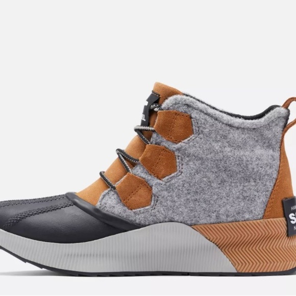 SOREL Out N About Classic Waterproof Rain Boot - Picture 4 of 7